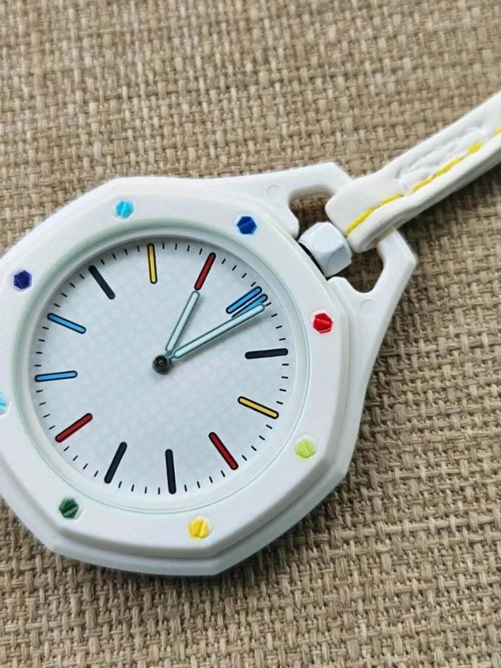 Fashion Hand Watch White Pocket Watch Quartz Analog Watch W/ Box Unbranded